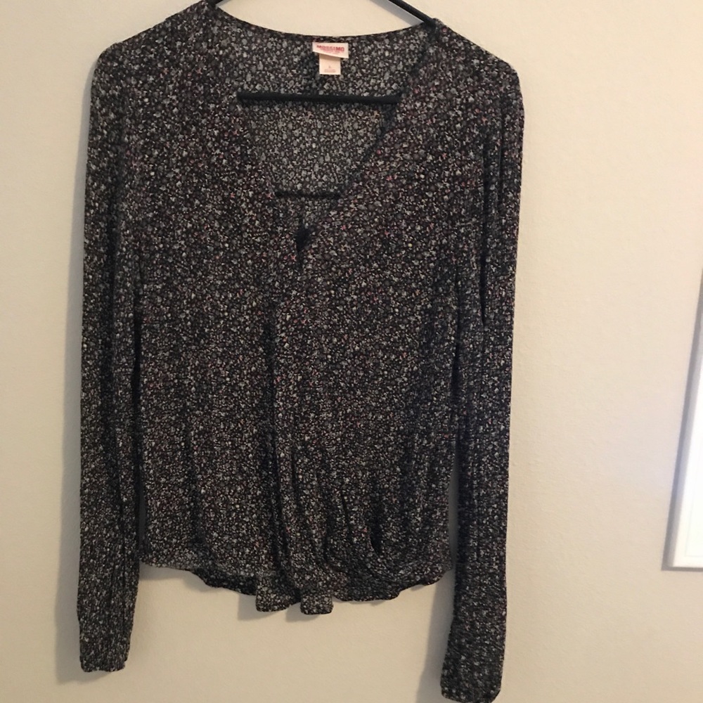 Long sleeve flower print cross over in front shirt